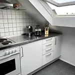 High Class Maisonette 2 Bed 2 Bathroom *