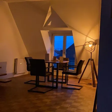 High Class Maisonette 2 Bed 2 Bathroom *