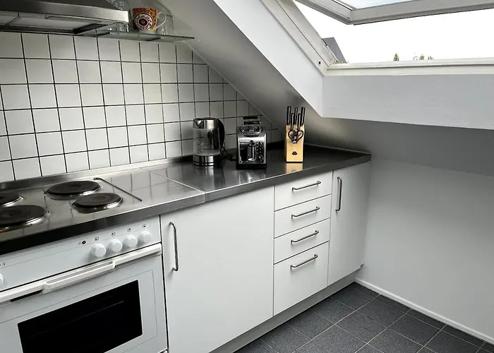 High Class Maisonette 2 Bed 2 Bathroom *