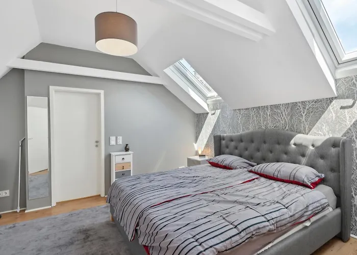 High Class Maisonette 2 Bed 2 Bathroom Dusseldorf