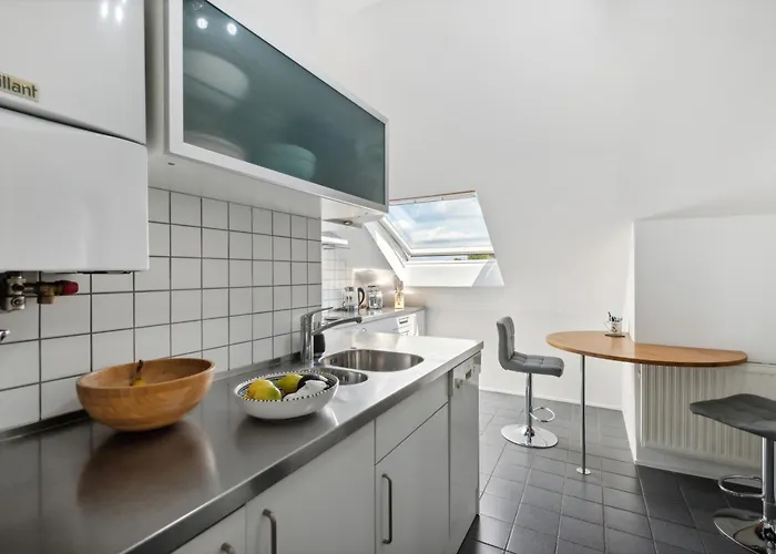 High Class Maisonette 2 Bed 2 Bathroom * Dusseldorf